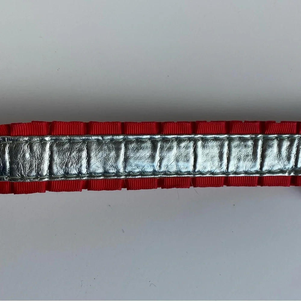 Martha Stewart Dog Collar with Bow For A 14-17” Neck Small Medium Red Silver